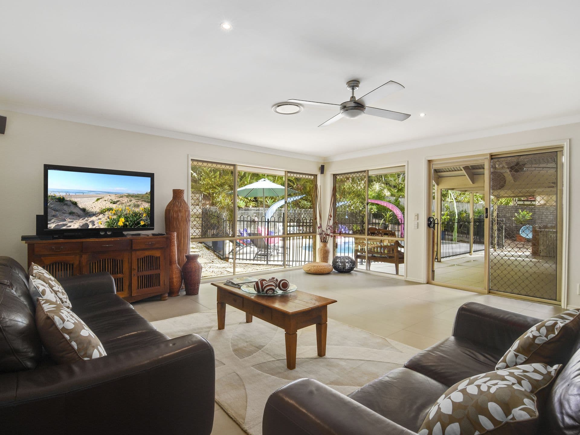 8 Breynia Court, Elanora QLD 4221, Elanora - Image 1