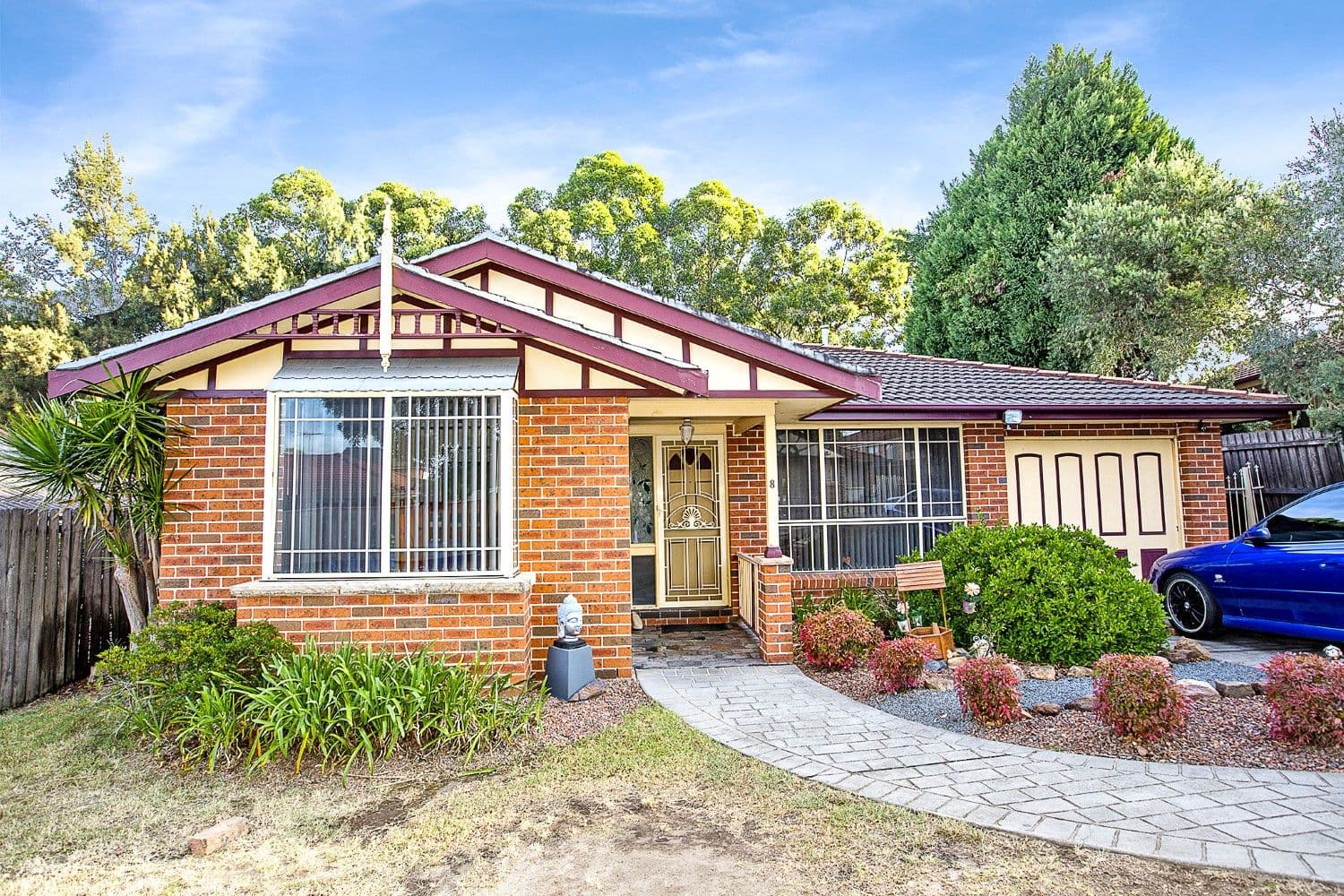 8 Pardalote Place, Glenmore Park - Image 1