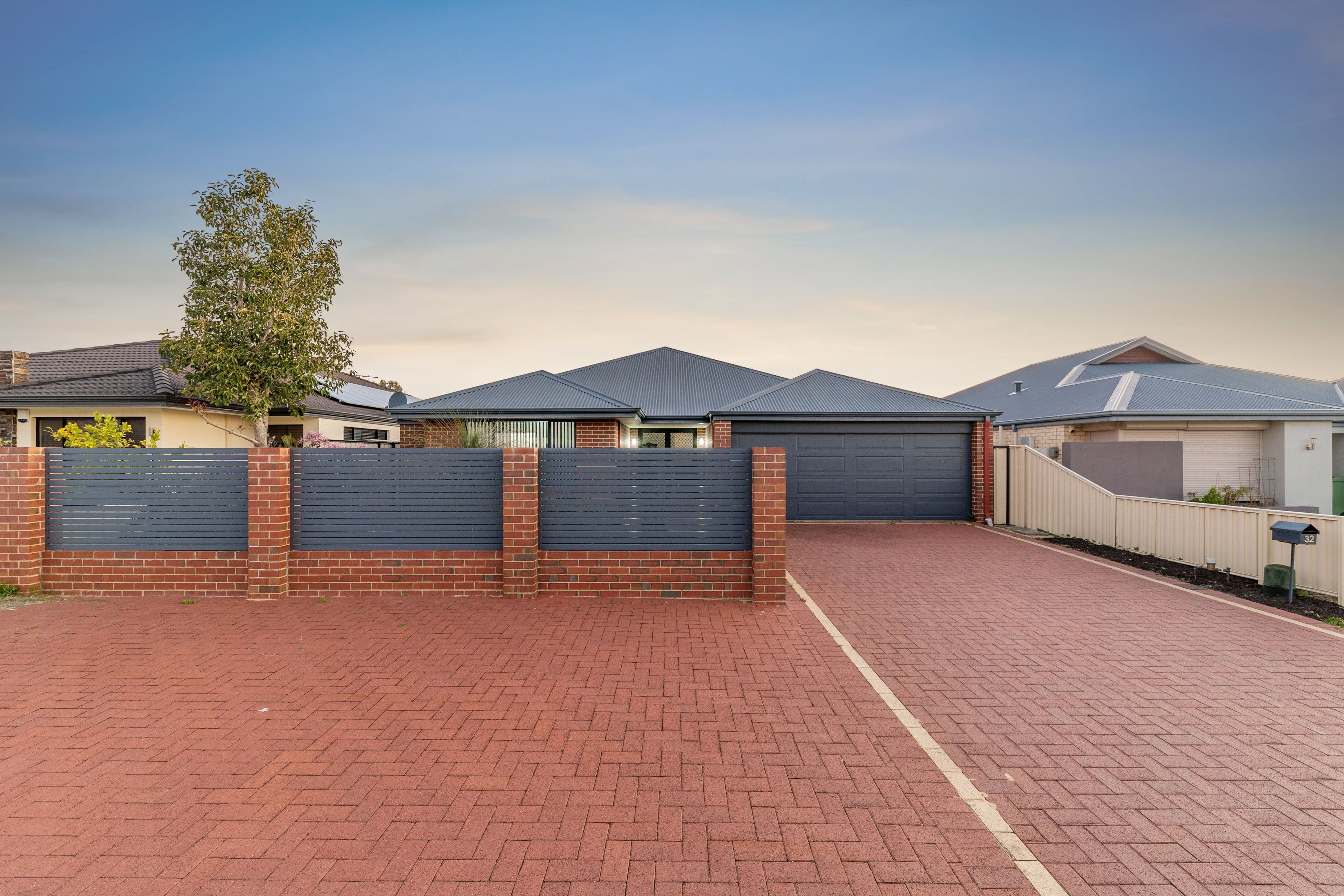 32 Brittain Road, Wattle Grove WA 6107, Wattle Grove - Image 1