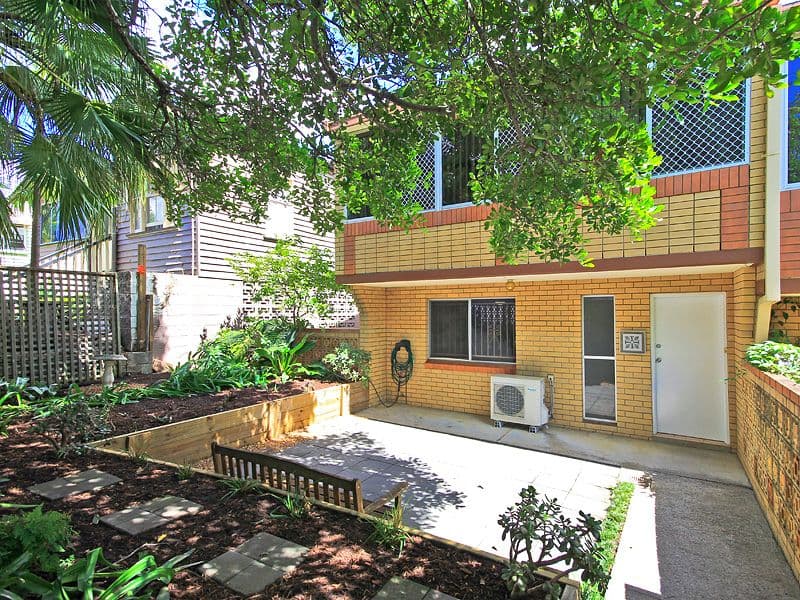 25 Sadlier Street, KEDRON QLD 4031, Kedron - Image 1