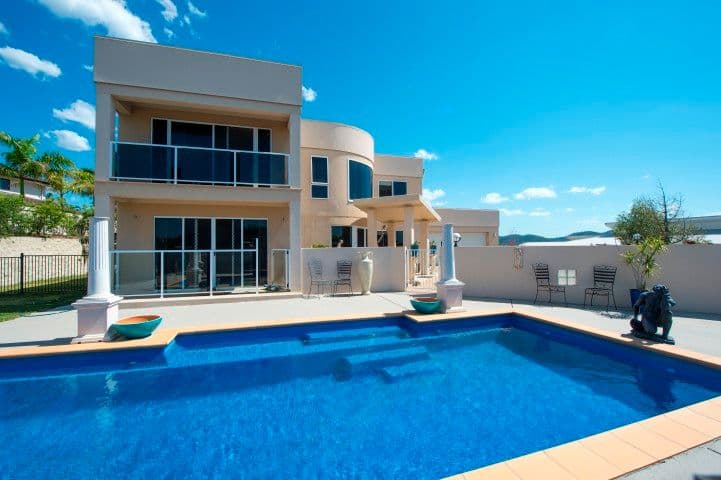 42 Wyara Close, CLINTON QLD 4680, Clinton - Image 1