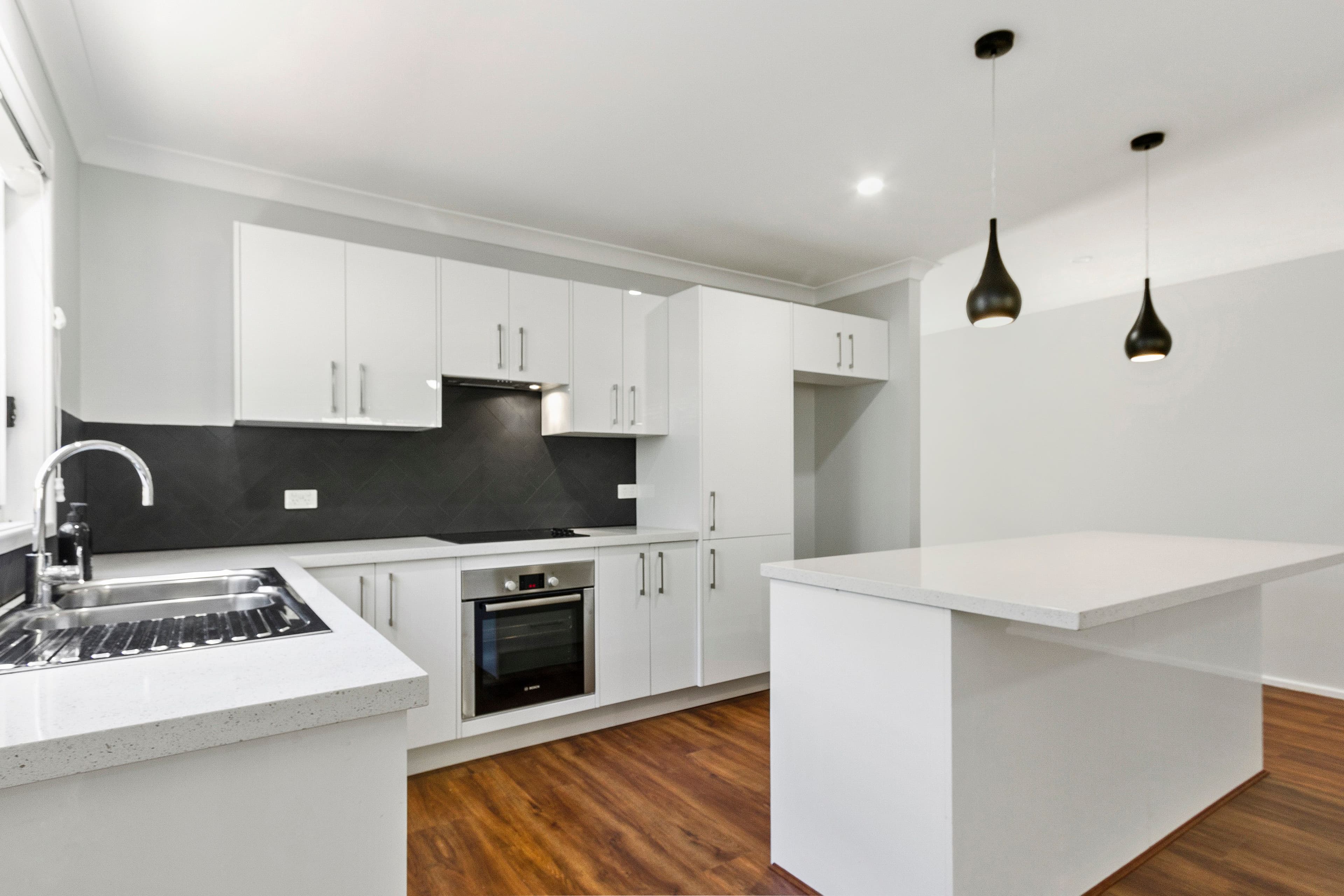 10 Berrima Street, Catalina - Image 1