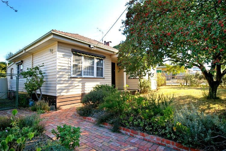 9 Sycamore Street, HAMLYN HEIGHTS VIC 3215, Hamlyn Heights - Image 1
