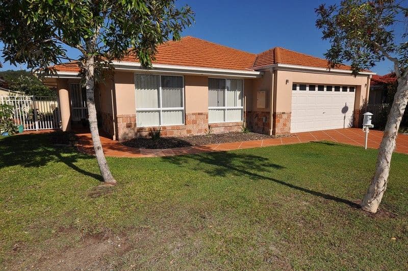 28 Leighanne Crescent, ARUNDEL QLD 4214, Arundel - Image 1