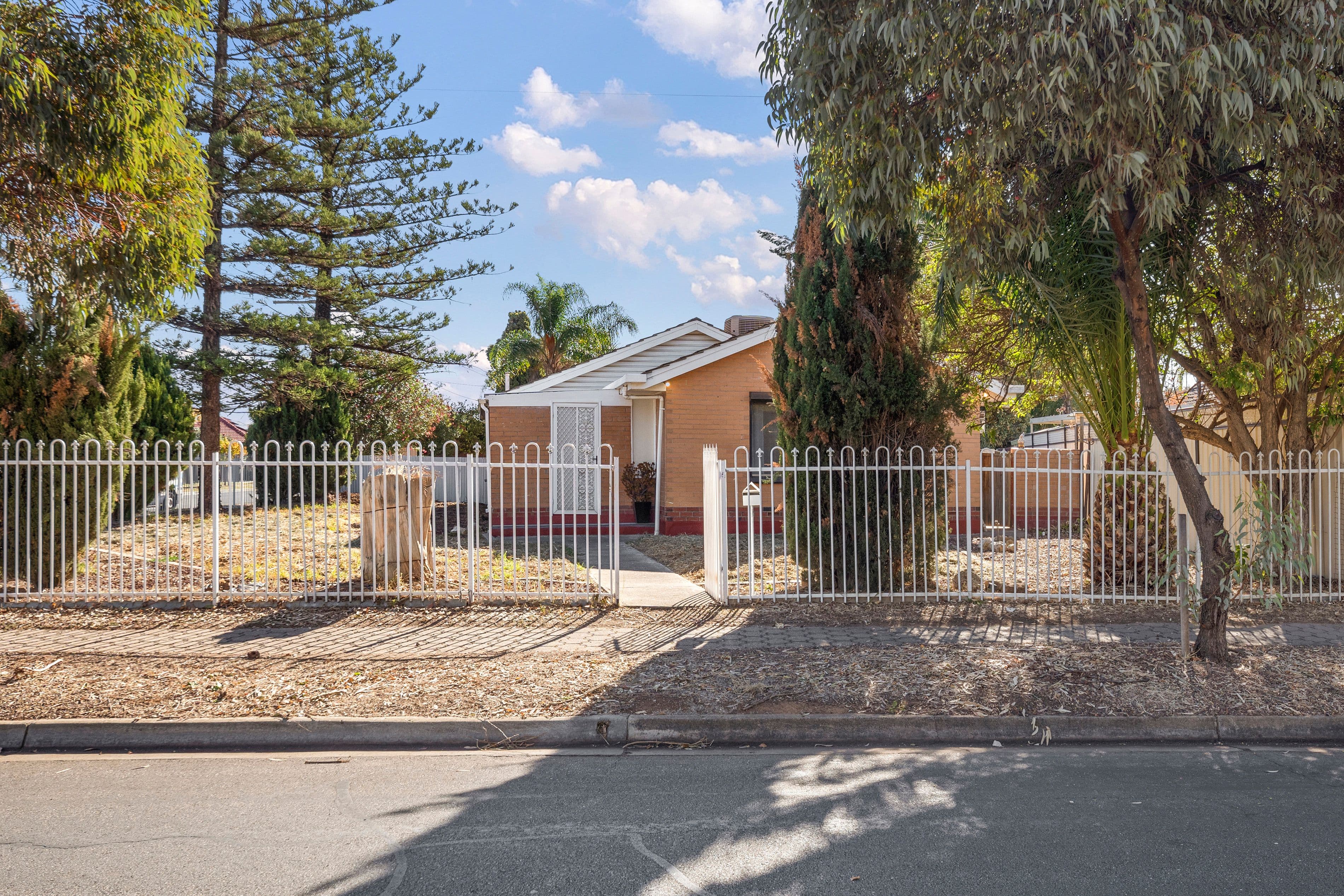 7 Oxford Street, Parafield Gardens SA 5107, Parafield Gardens - Image 1