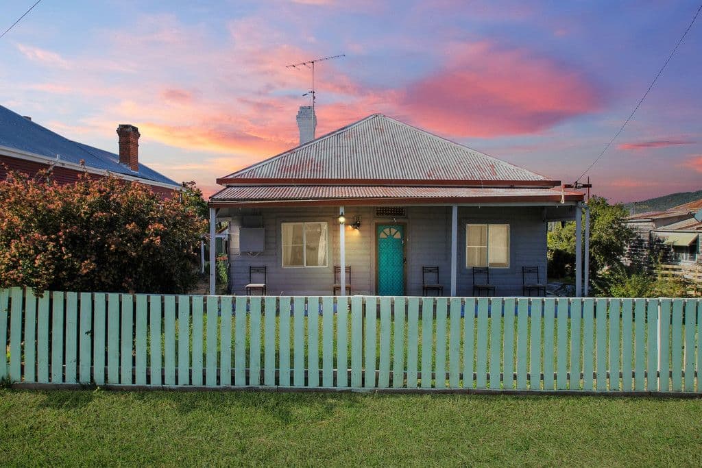 93 Hill Street, Quirindi NSW 2343, Quirindi - Image 1