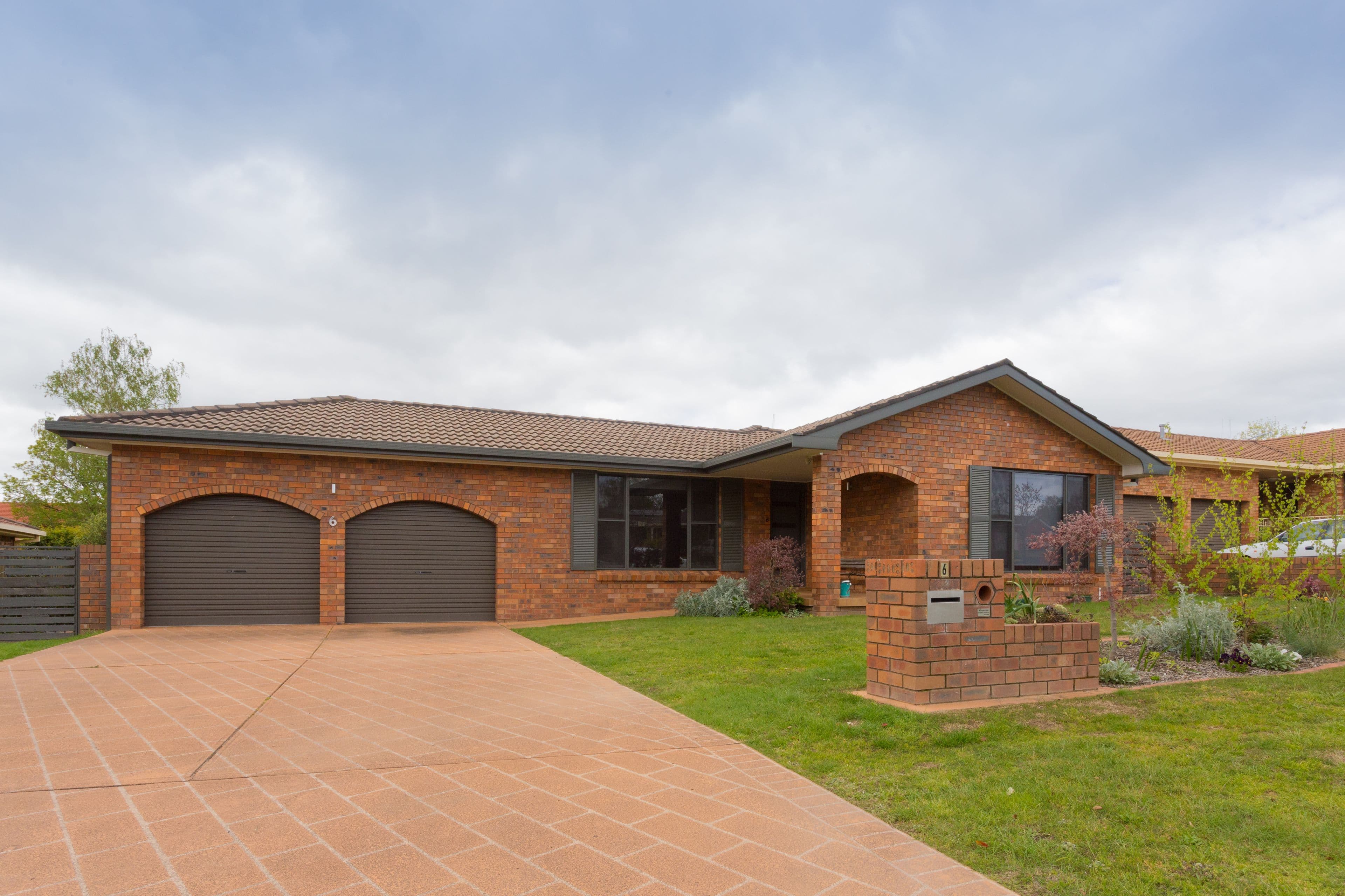 6 Goldfinch Way, Orange - Image 1