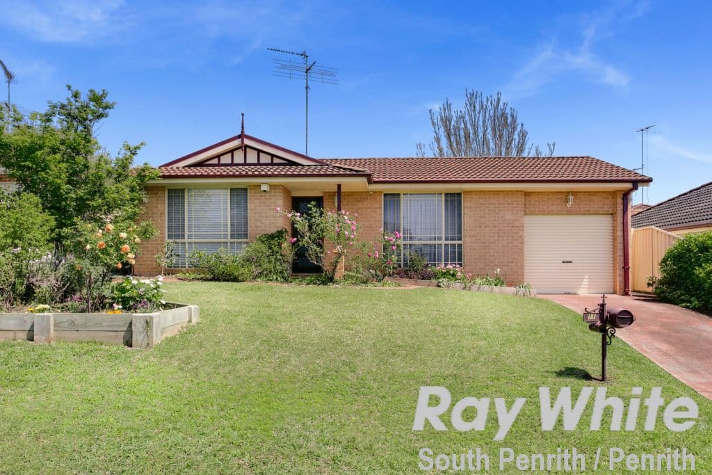 11 Magpie Place, Glenmore Park - Image 1