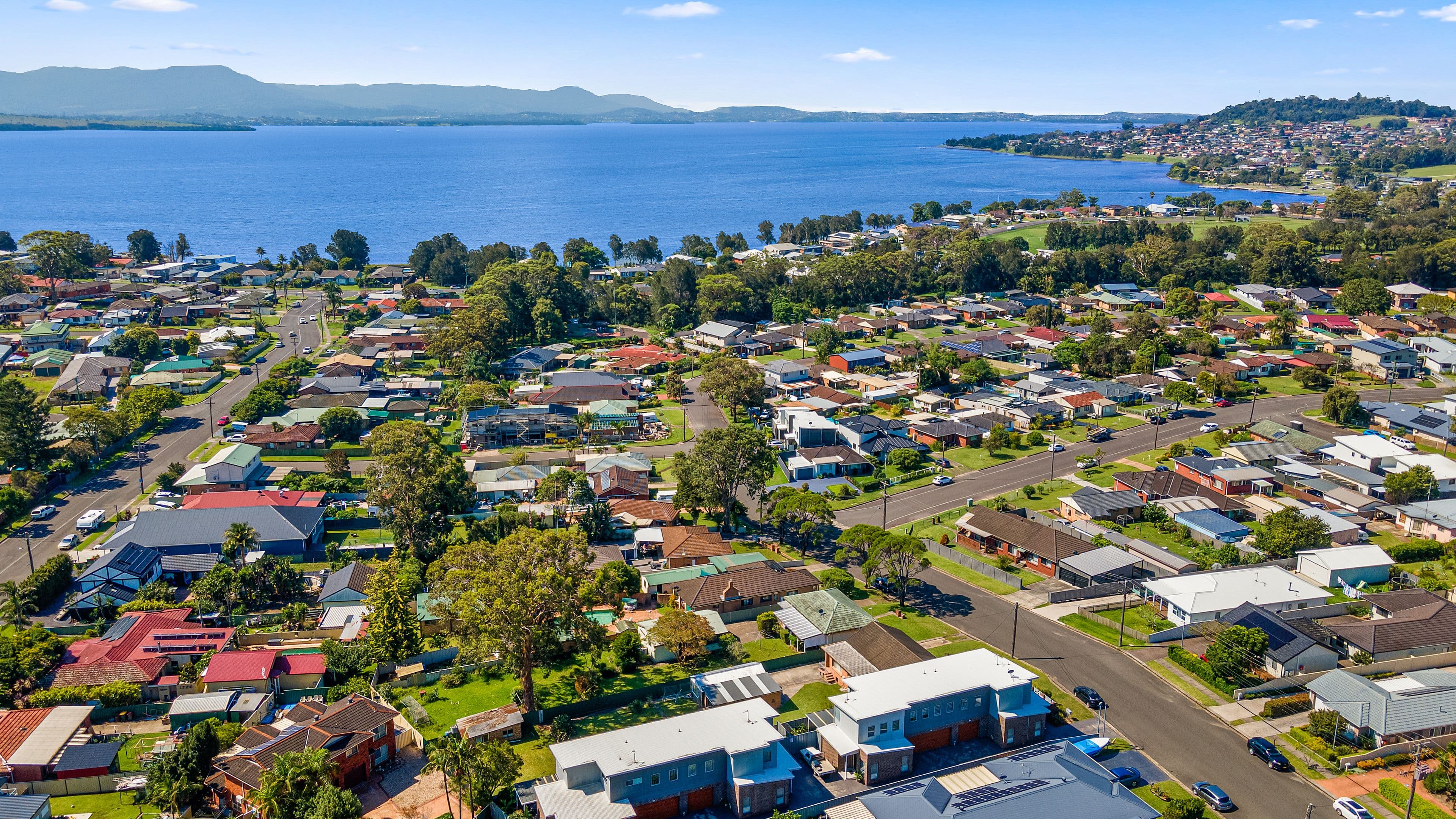 27 Devonshire Crescent, Oak Flats NSW 2529, Oak Flats - Image 1