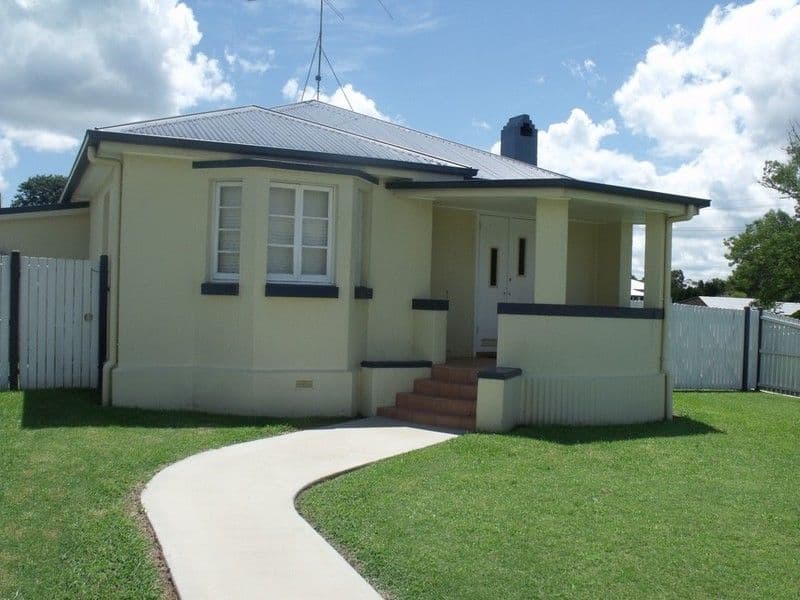61 Fitzroy Street, NANANGO QLD 4615, Nanango - Image 1