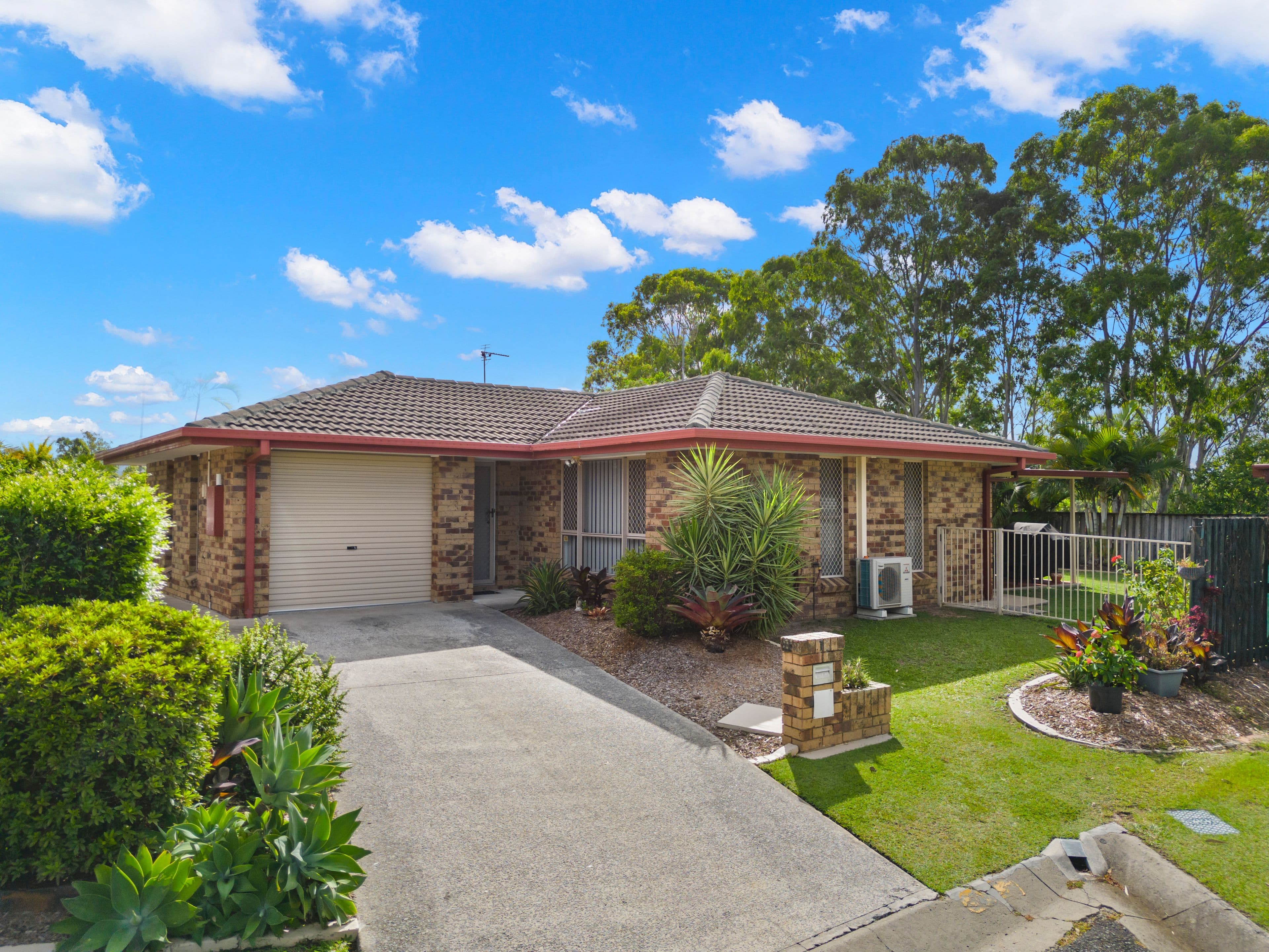 10 Bryony Place, Elanora QLD 4221, Elanora - Image 1
