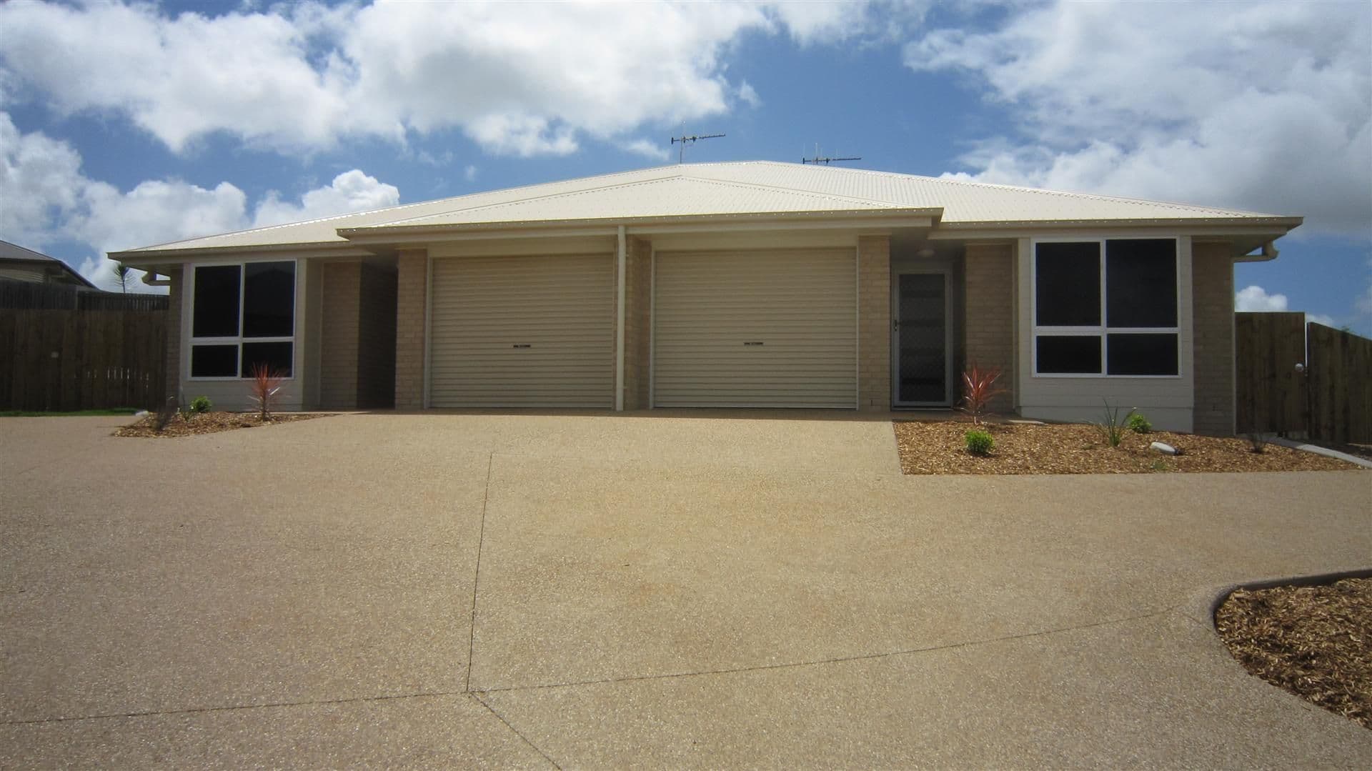AVOCA QLD 4670, Avoca - Image 1
