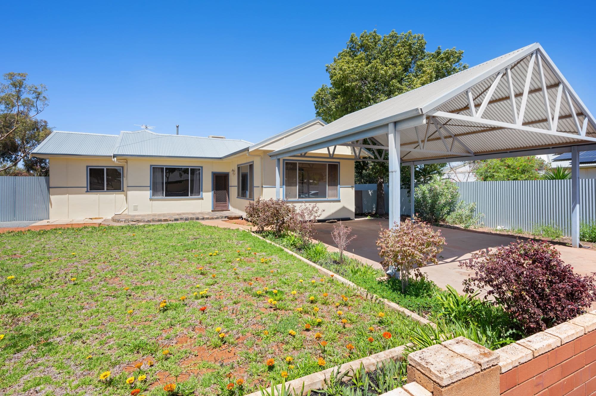 33 Oberthur Street, South Kalgoorlie WA 6430, South Kalgoorlie - Image 1