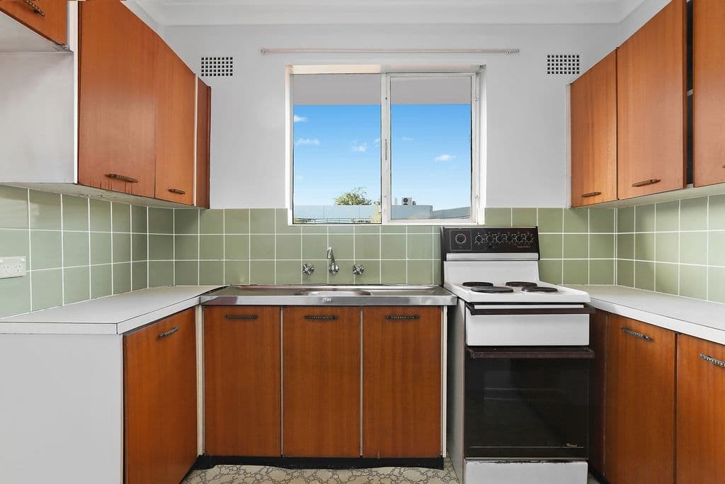 8/123 Queen Street, North Strathfield - Image 1