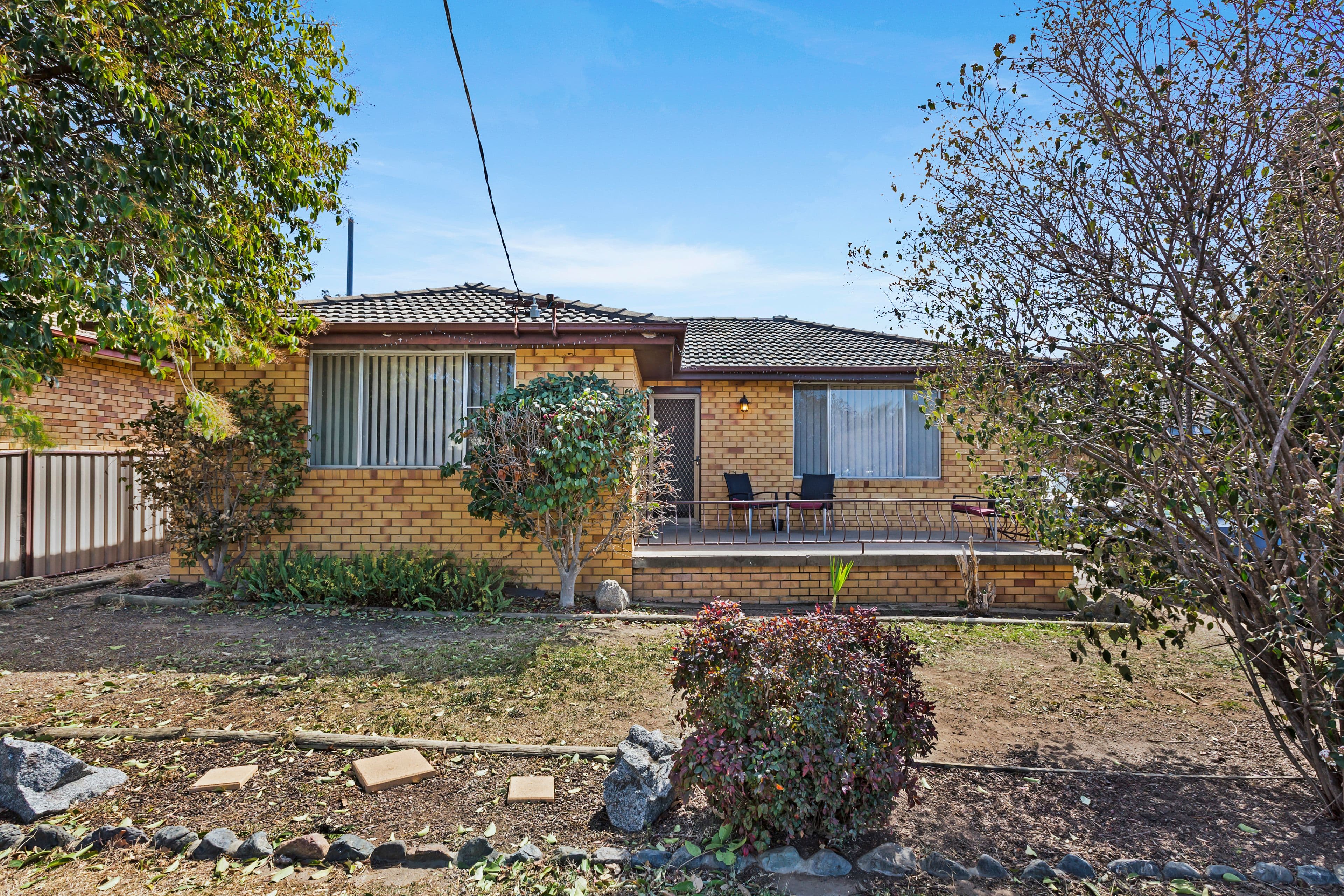 15 Larool Street, Tamworth NSW 2340, Tamworth - Image 1