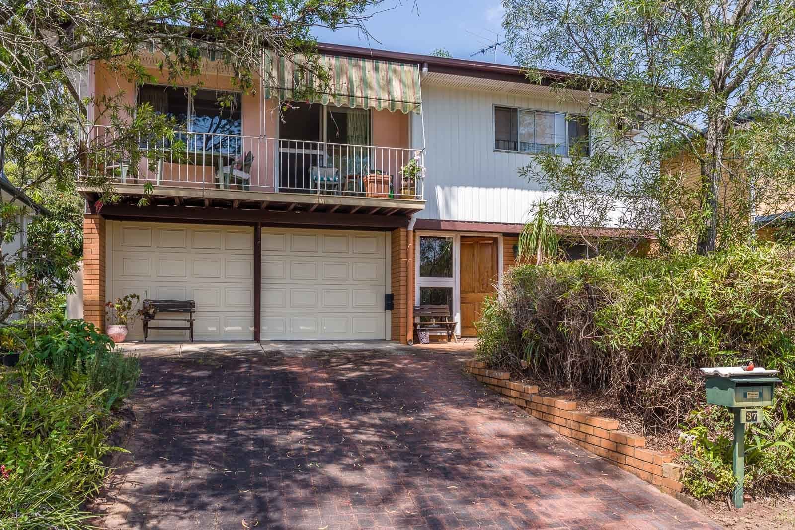 37 Olearia Street, Everton Hills QLD 4053, Everton Hills - Image 1