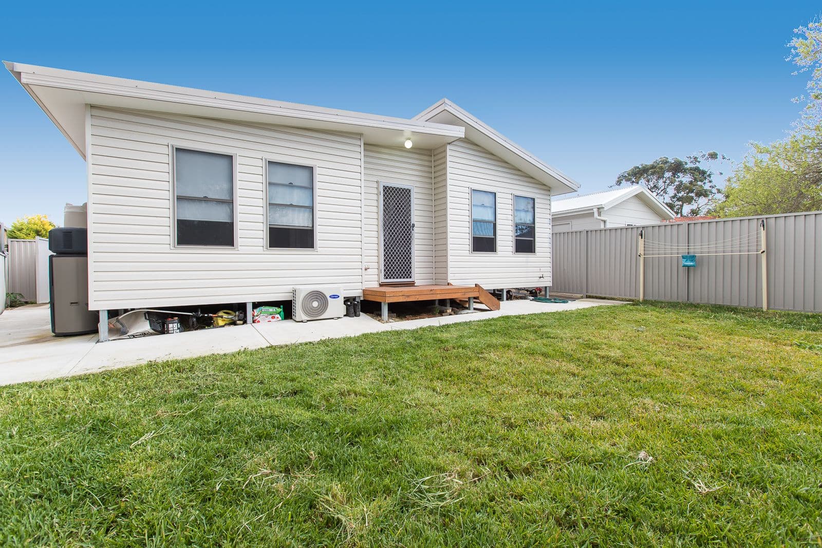 3 Fairleigh Street, Glendale - Image 1