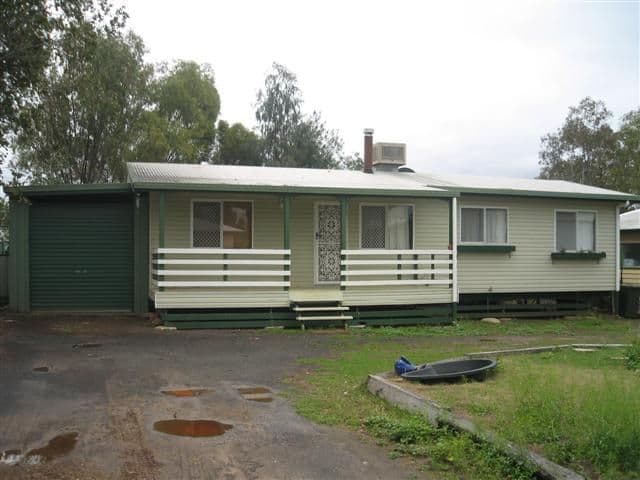 3 Laman Street, ROMA QLD 4455, Roma - Image 1