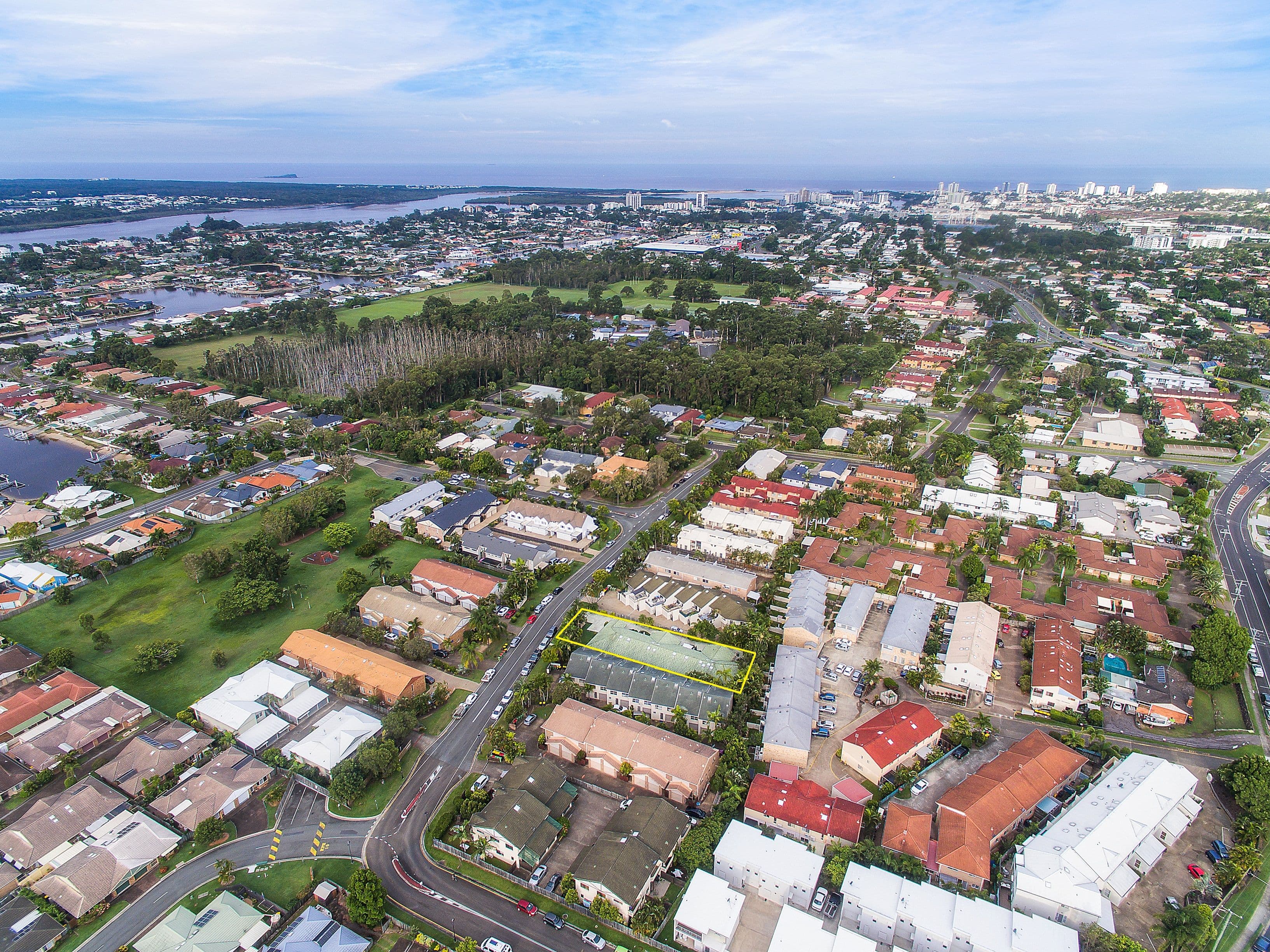 2/107 President Avenue, Caringbah - Image 1