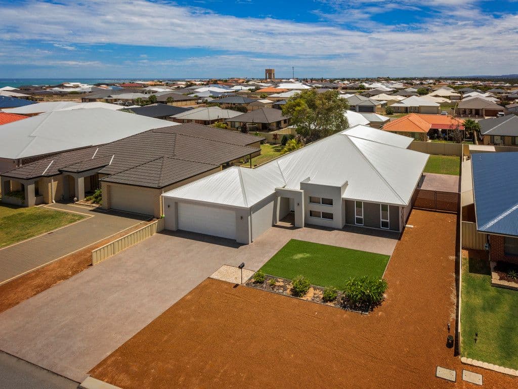 6 Crusader Heights, Wandina WA 6530, Wandina - Image 1