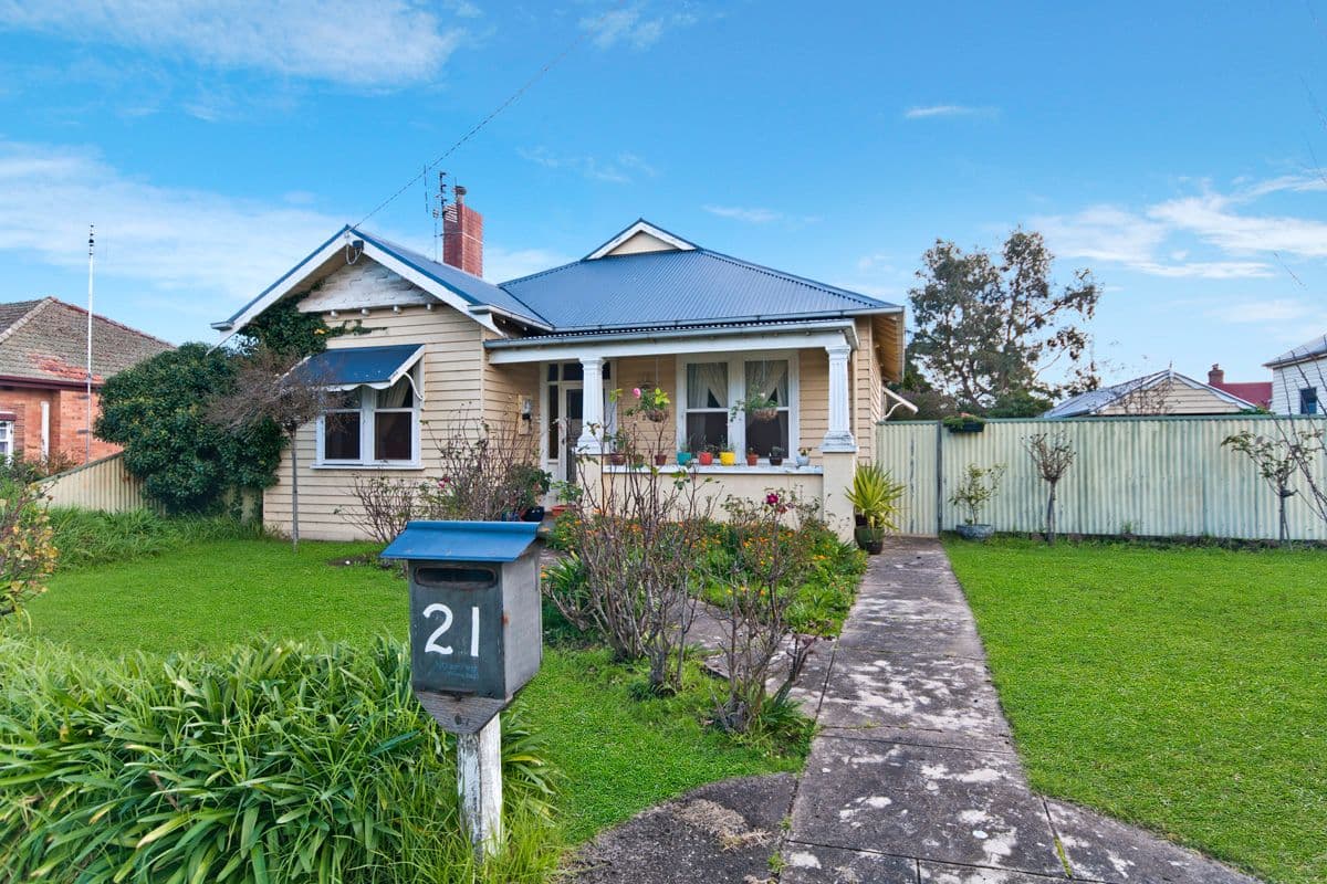 21 Webster Street, Mortlake VIC 3272, Mortlake - Image 1