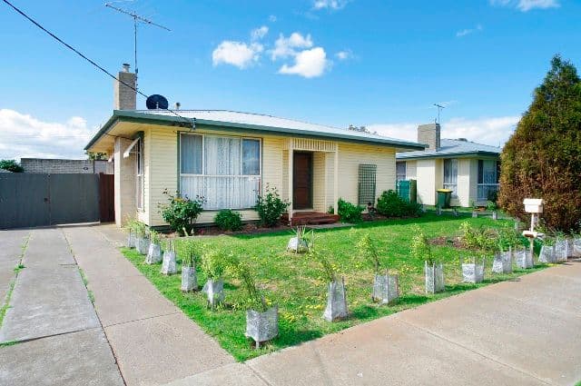 2/55 Burrendah Boulevard, Willetton, WA, 6155, Willetton - Image 1