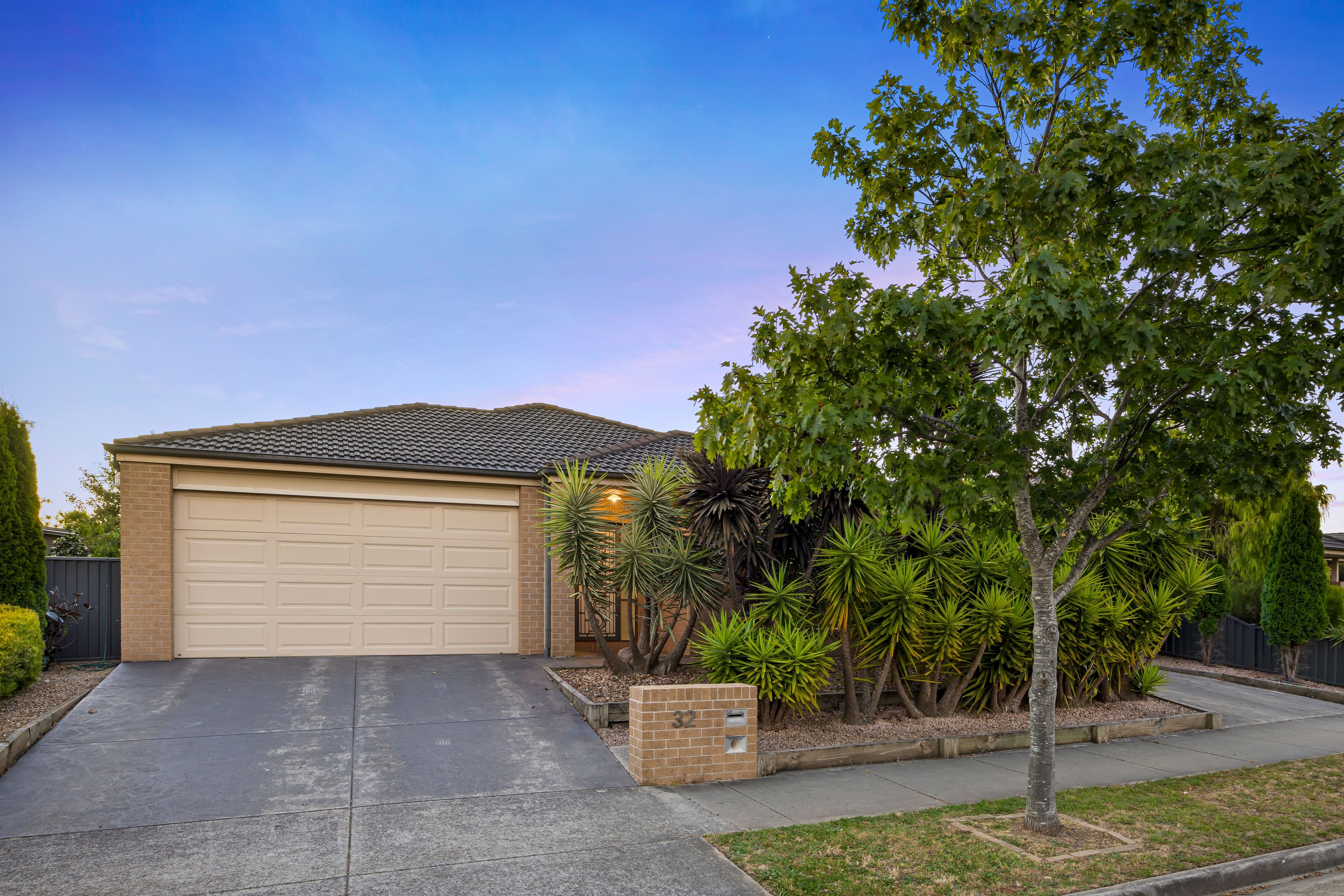32 Lawrie Drive, Alfredton VIC 3350, Alfredton - Image 1
