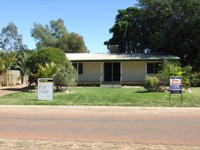 30 CLEMATIS Street, BLACKALL QLD 4472, Blackall - Image 1