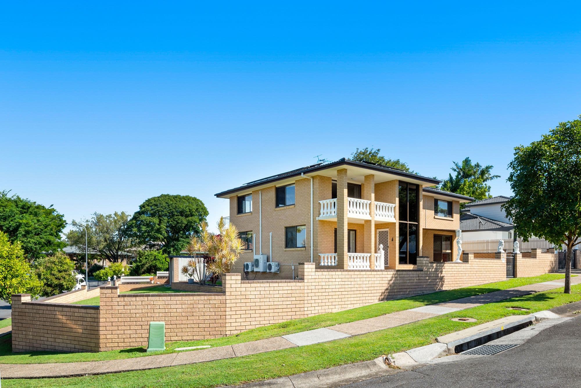 25 Bluebell Street, Mansfield QLD 4122, Mansfield - Image 1