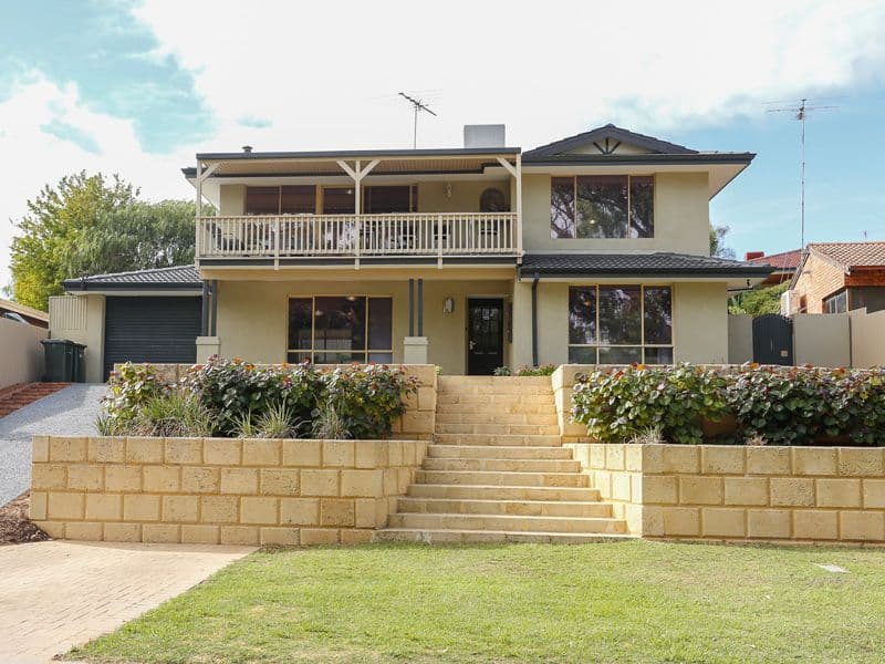 45 Mawson Crescent, HILLARYS WA 6025, Hillarys - Image 1