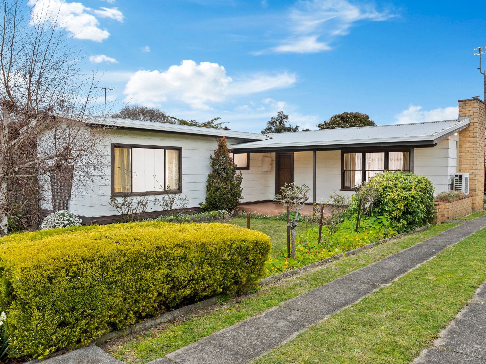6 Blackmore Avenue, Leongatha VIC 3953, Leongatha - Image 1
