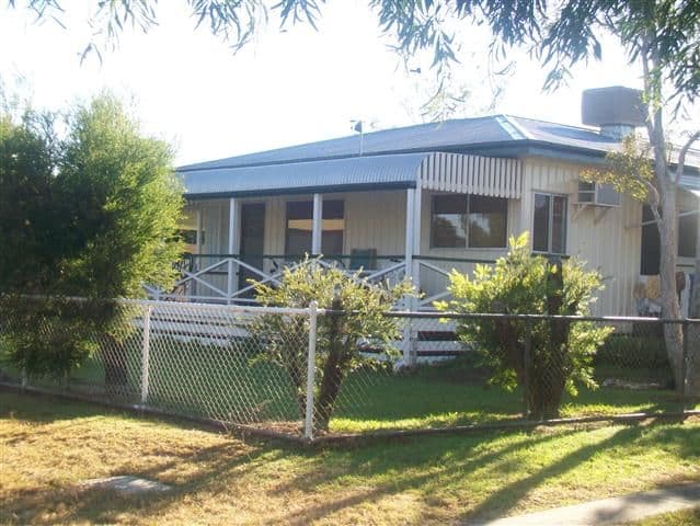 4 Borland Street, ROMA QLD 4455, Roma - Image 1