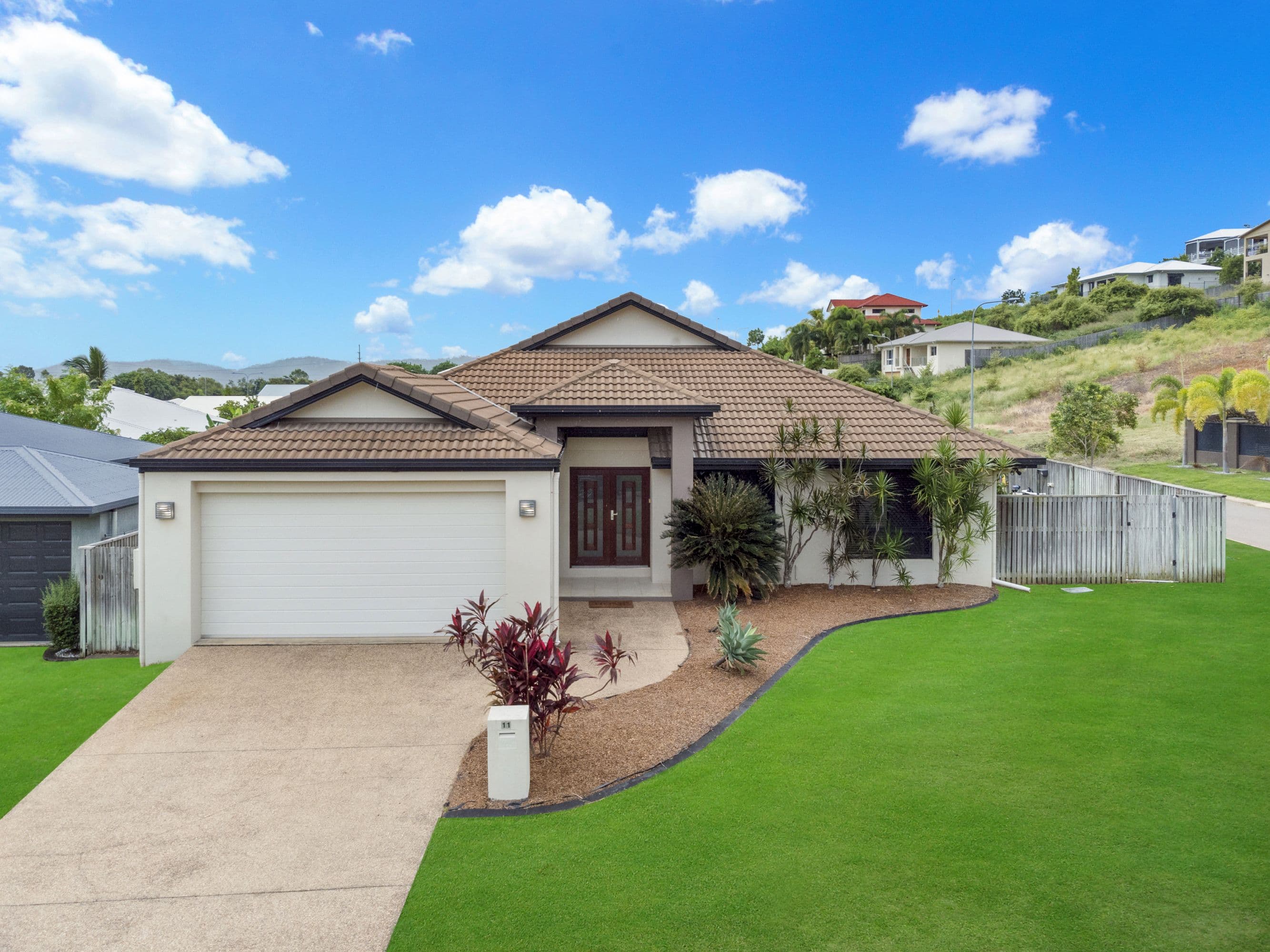 11 Jindalee Crescent, Douglas QLD 4814, Douglas - Image 1