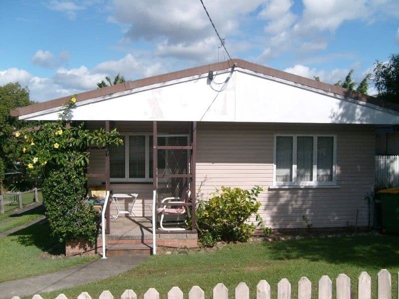 24 Second Avenue, LABRADOR QLD 4215, Labrador - Image 1