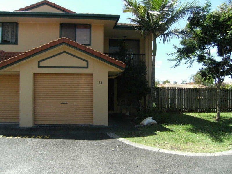 156 Greenacre Drive, ARUNDEL QLD 4214, Arundel - Image 1