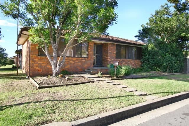 17 Hughes Drive, ALBION PARK NSW 2527, Albion Park - Image 1