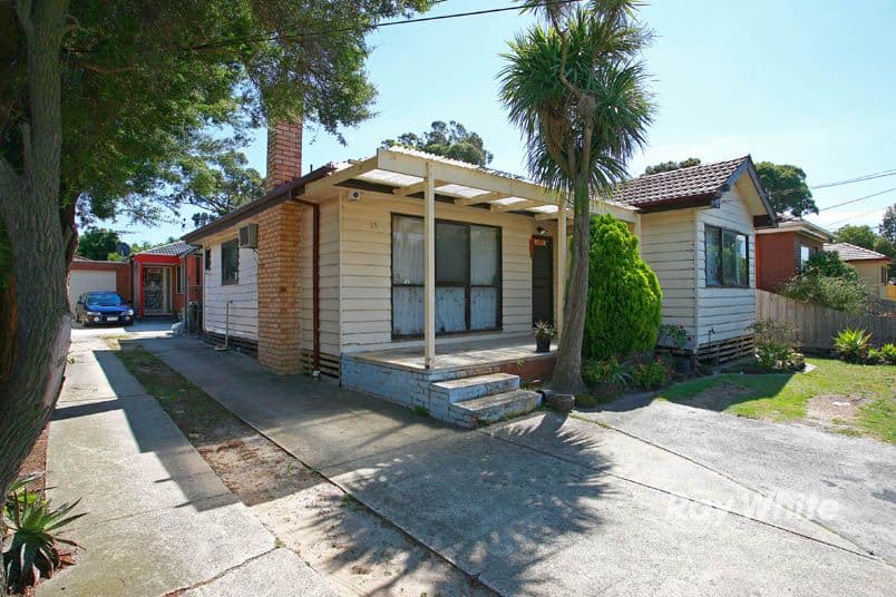 15 Erica Street, SPRINGVALE VIC 3171, Springvale - Image 1