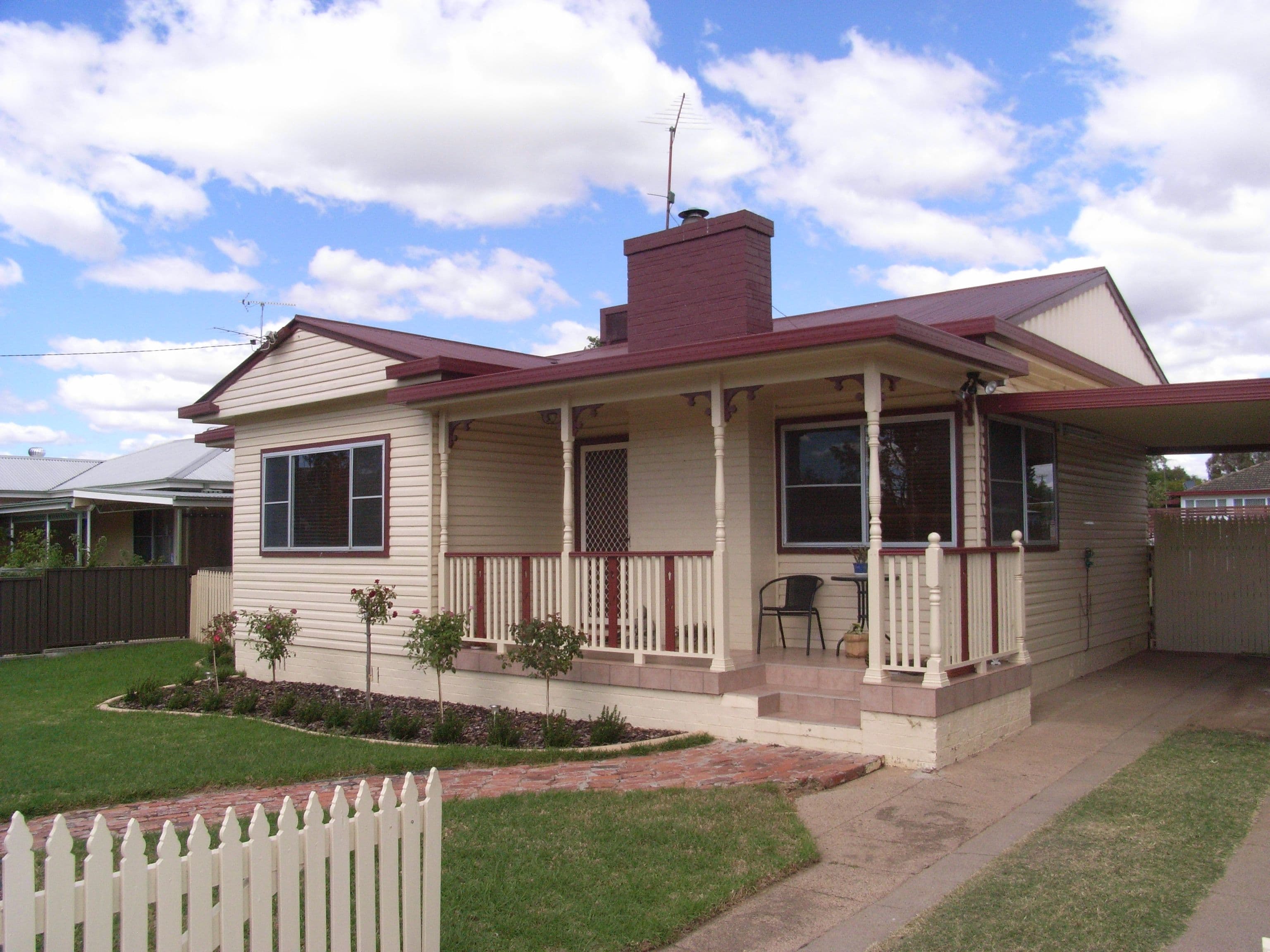 22 Heugh Street, TAMWORTH NSW 2340, South Tamworth - Image 1