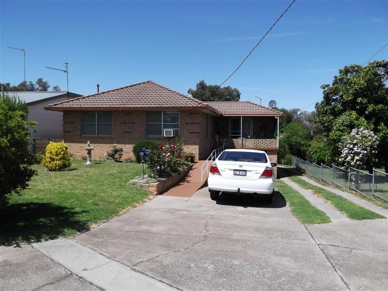 10 Chapman Street, COWRA NSW 2794, Cowra - Image 1