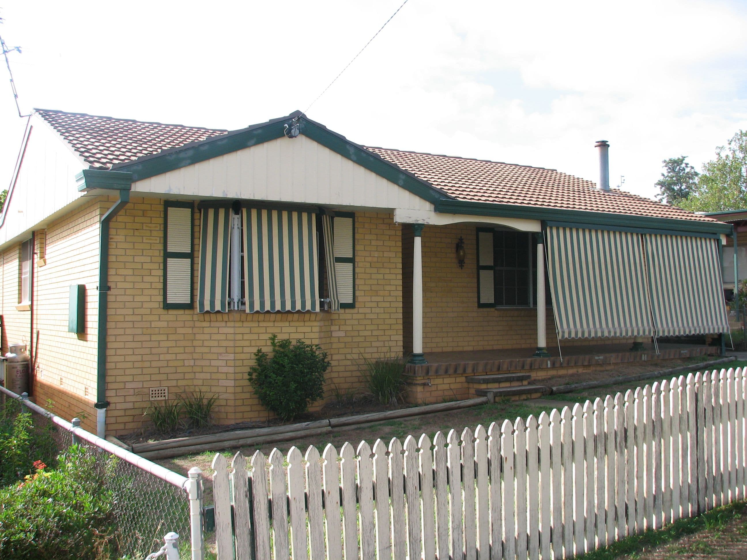8 Ridge Street, TAMWORTH NSW 2340, West Tamworth - Image 1