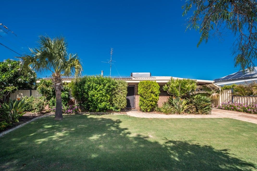 15 Church Street, Dongara WA 6525, Dongara - Image 1