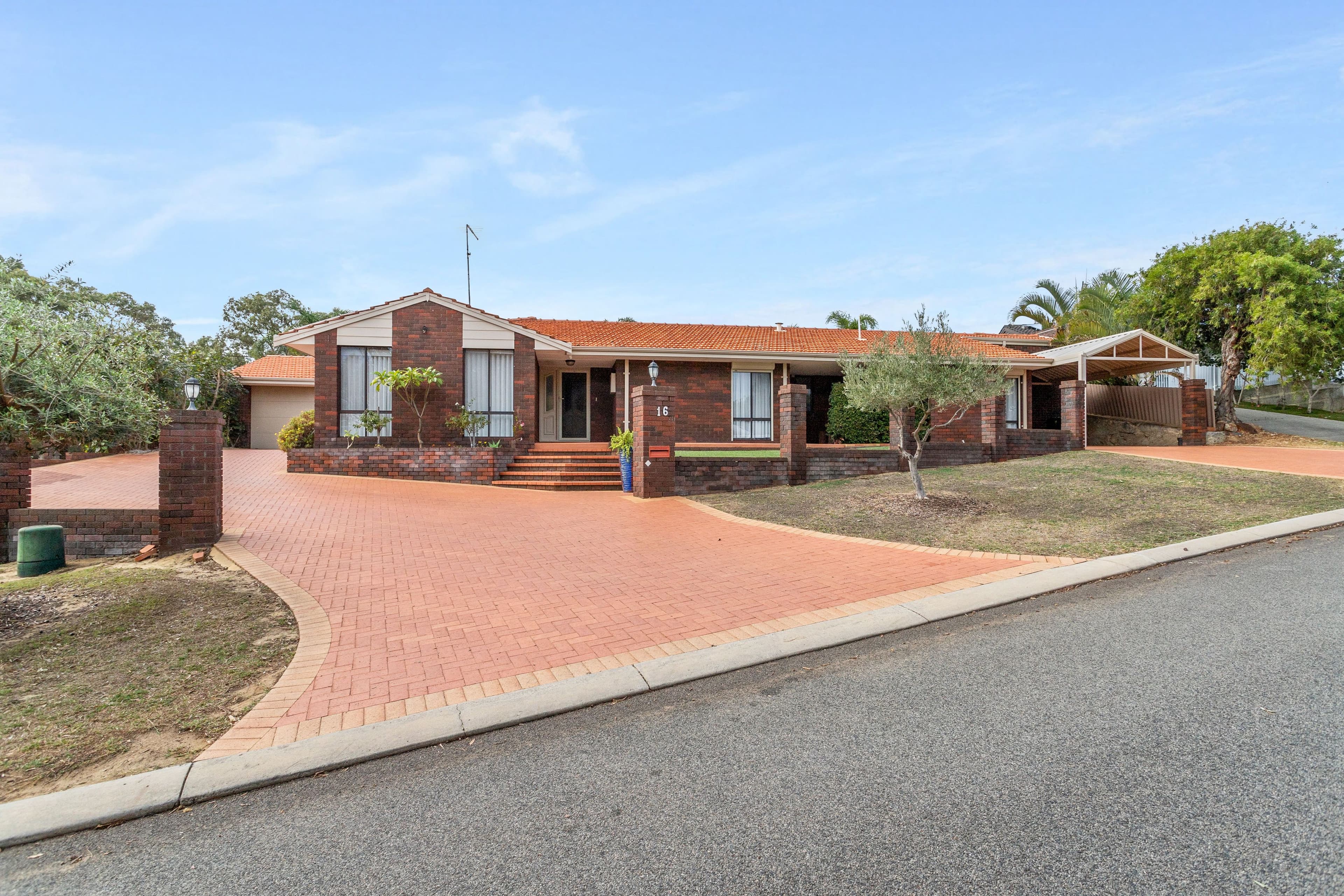16 Bonsall Place, Carine WA 6020, Carine - Image 1