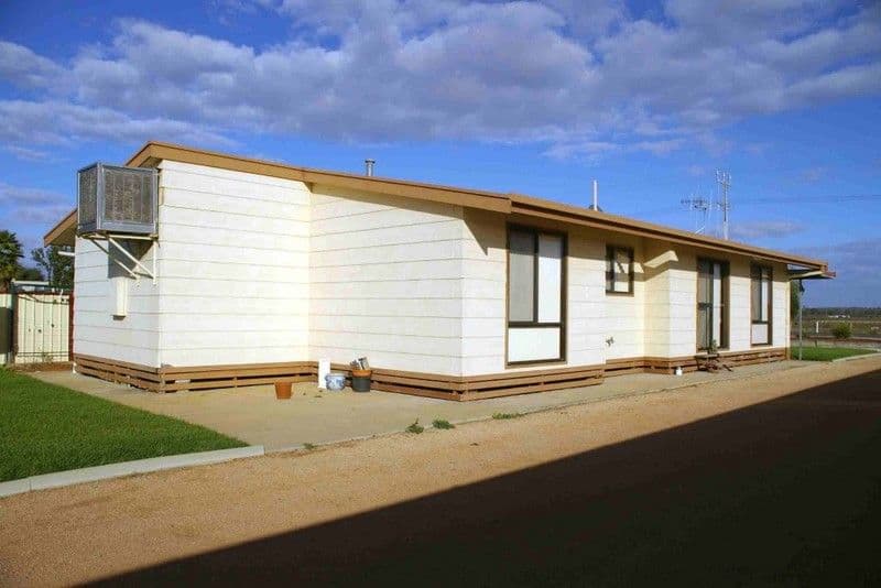 4 Chowilla Street, RENMARK SA 5341, Renmark West - Image 1