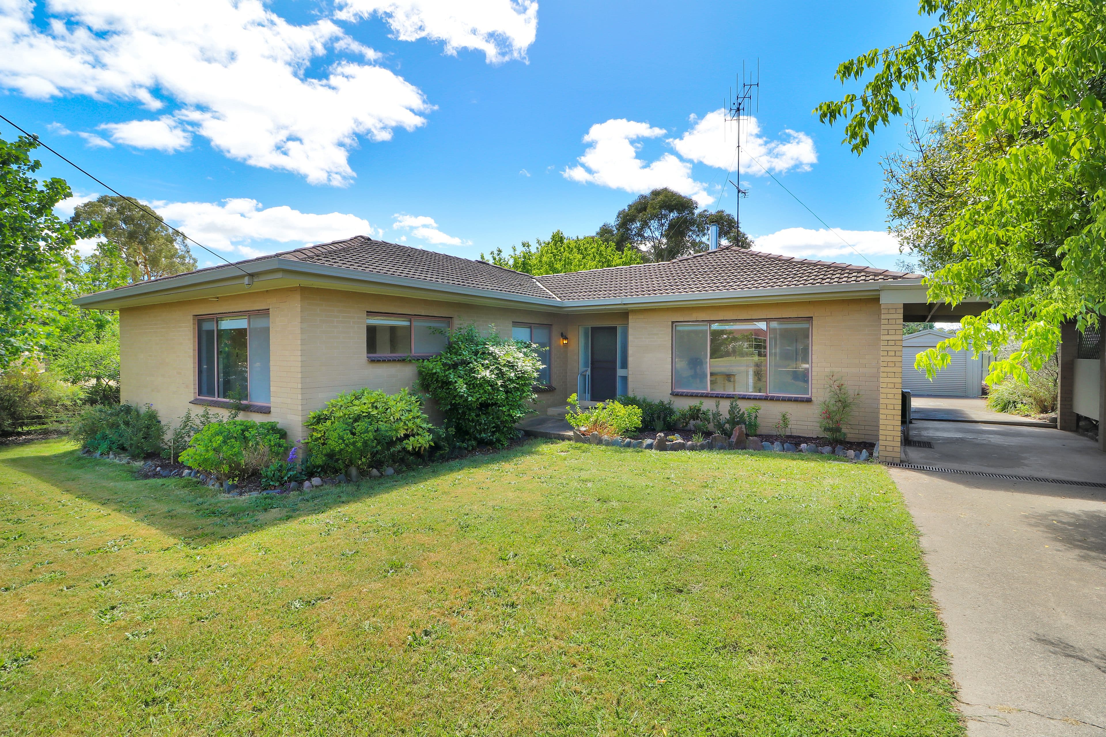 36 Highton Lane, Mansfield VIC 3722, Mansfield - Image 1