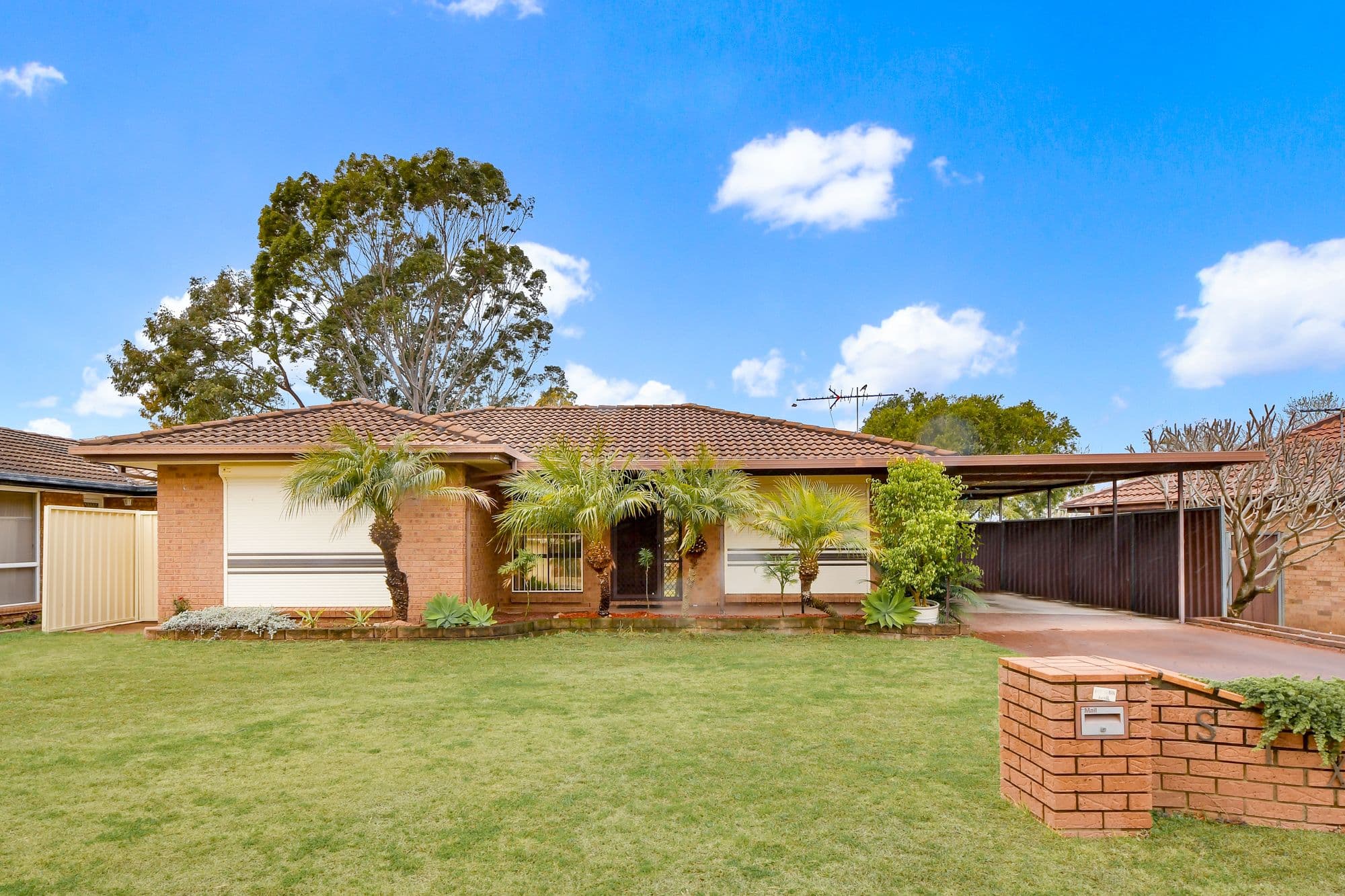6 Claypole Street, Ambarvale - Image 1