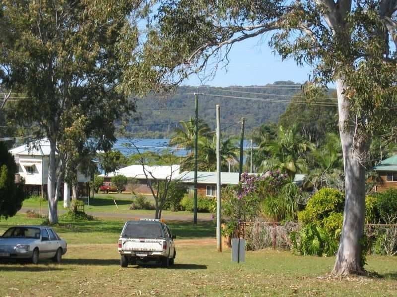 8 Stevenson Court, Russell Island QLD 4184, Russell Island - Image 1