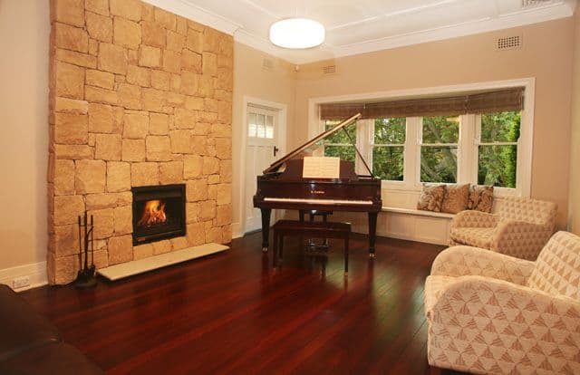 17 Hazelbank Road, WOLLSTONECRAFT NSW 2065, Wollstonecraft - Image 1