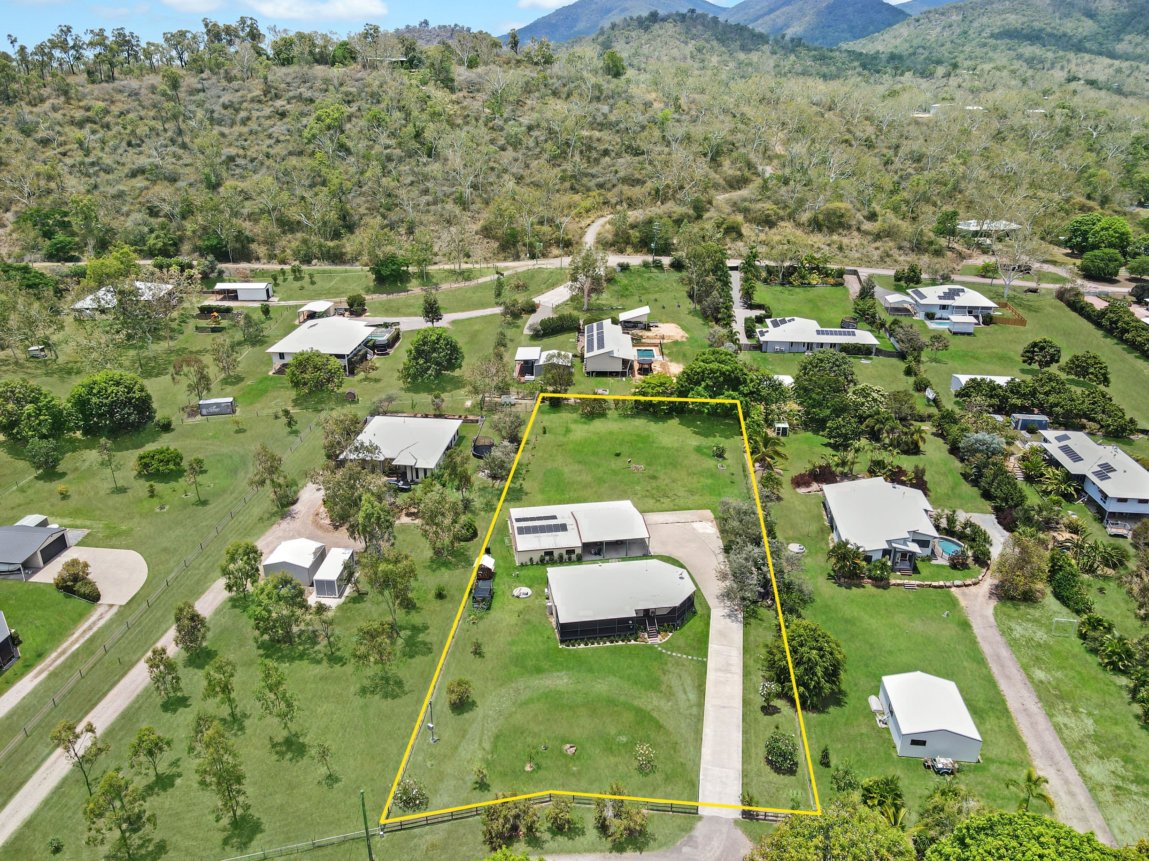327-331 Williams Road, Alligator Creek QLD 4816, Alligator Creek - Image 1