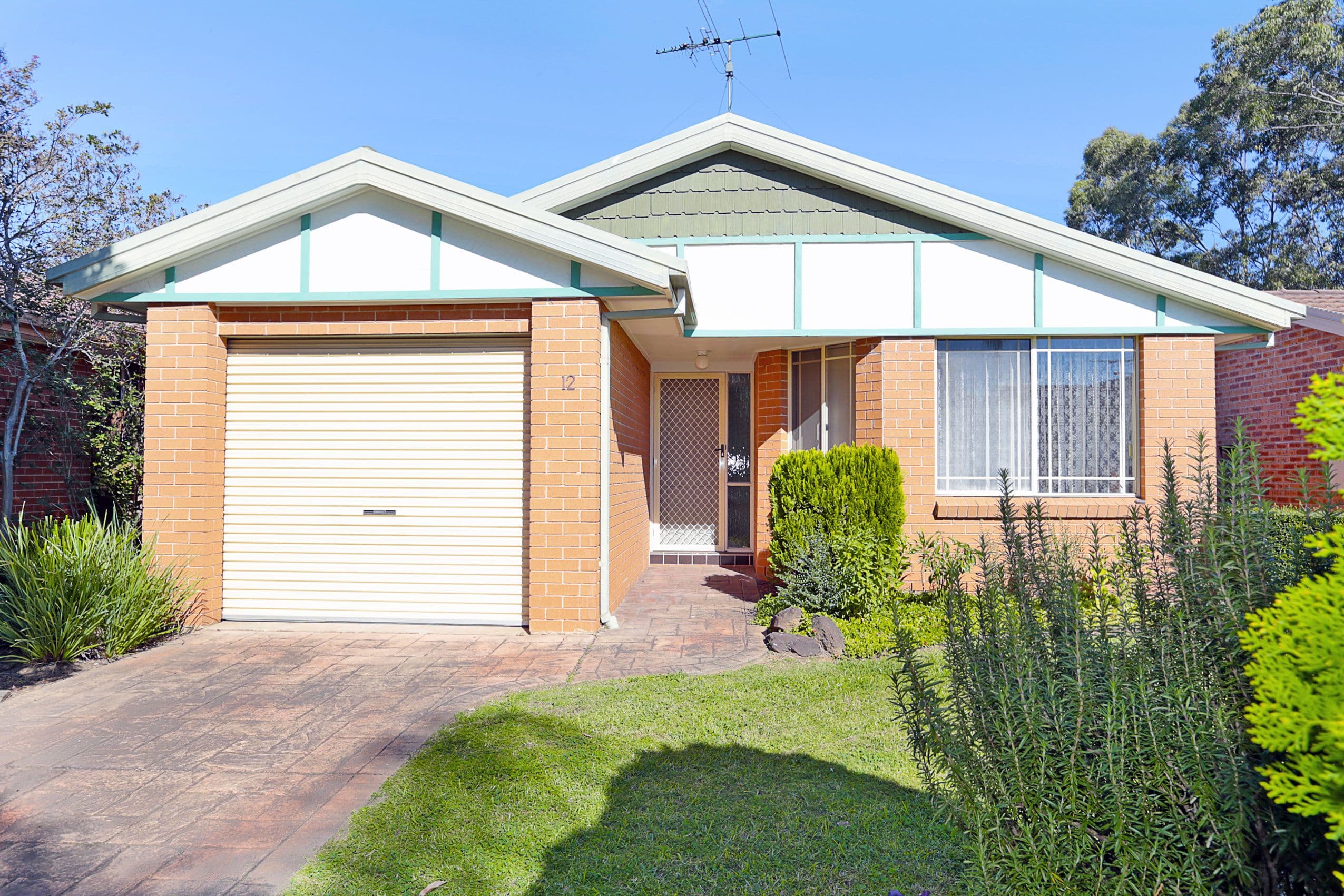 12 Bellwood Close, Werrington - Image 1
