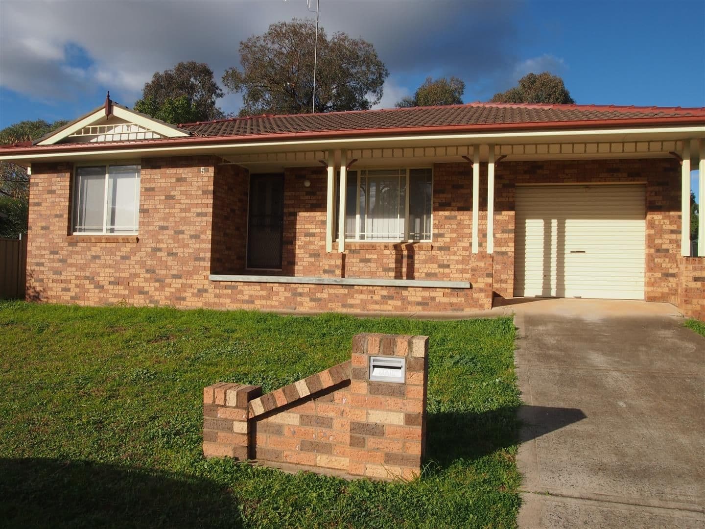 5 Paterson Street, Parkes NSW 2870, Parkes - Image 1